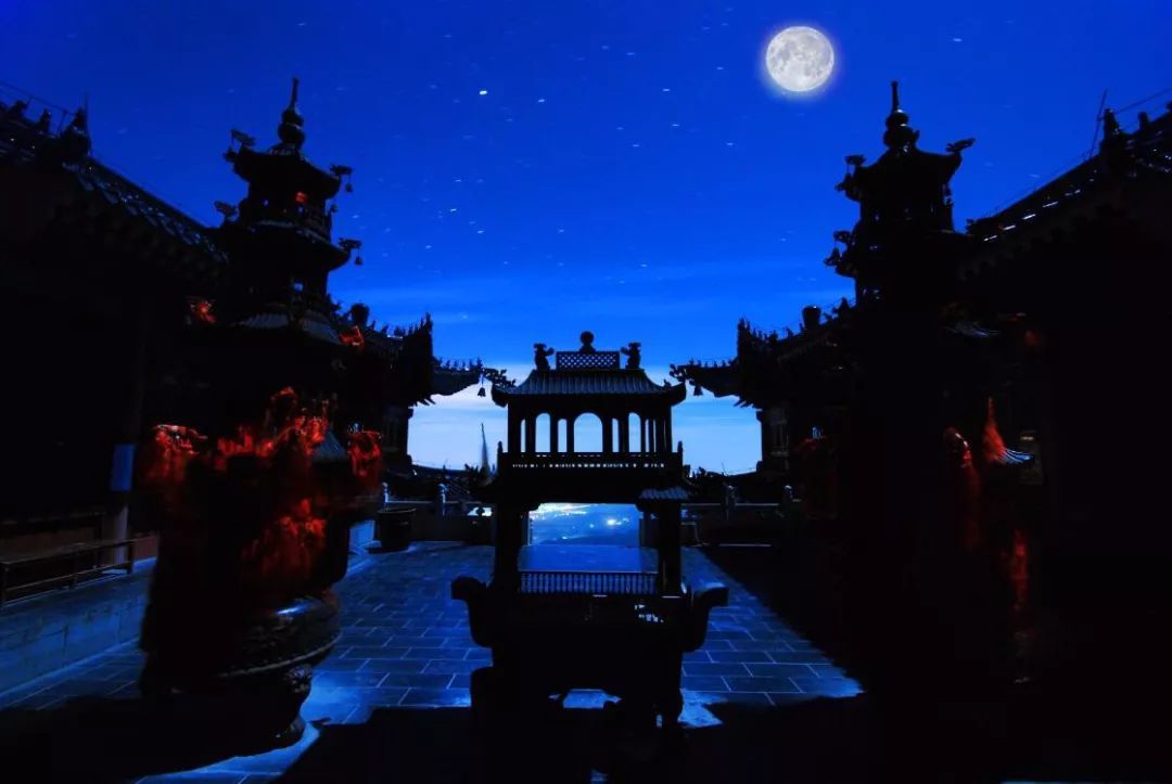 Watch the waterfall and the moon, meet the rainbow! Come to Yuntaishan to experience a different Mid-Autumn Festival!