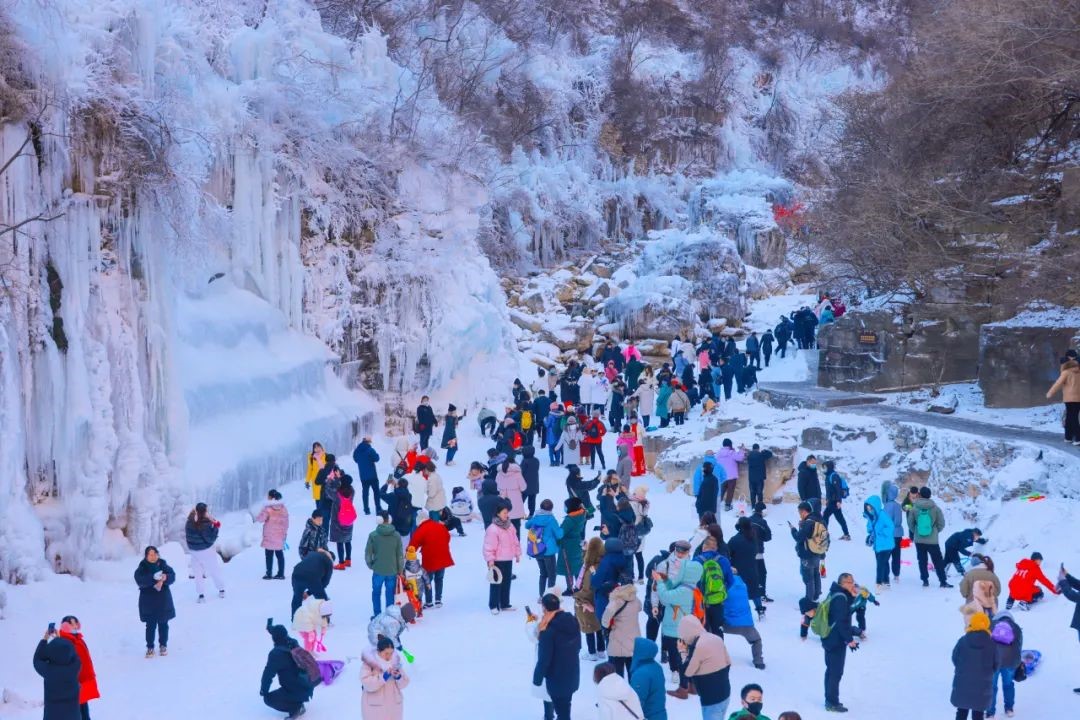 Yuntaishan Ice Festival heat effect detonated winter tour!
